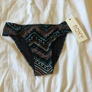 Roxy base girl swim bottoms size small NWT